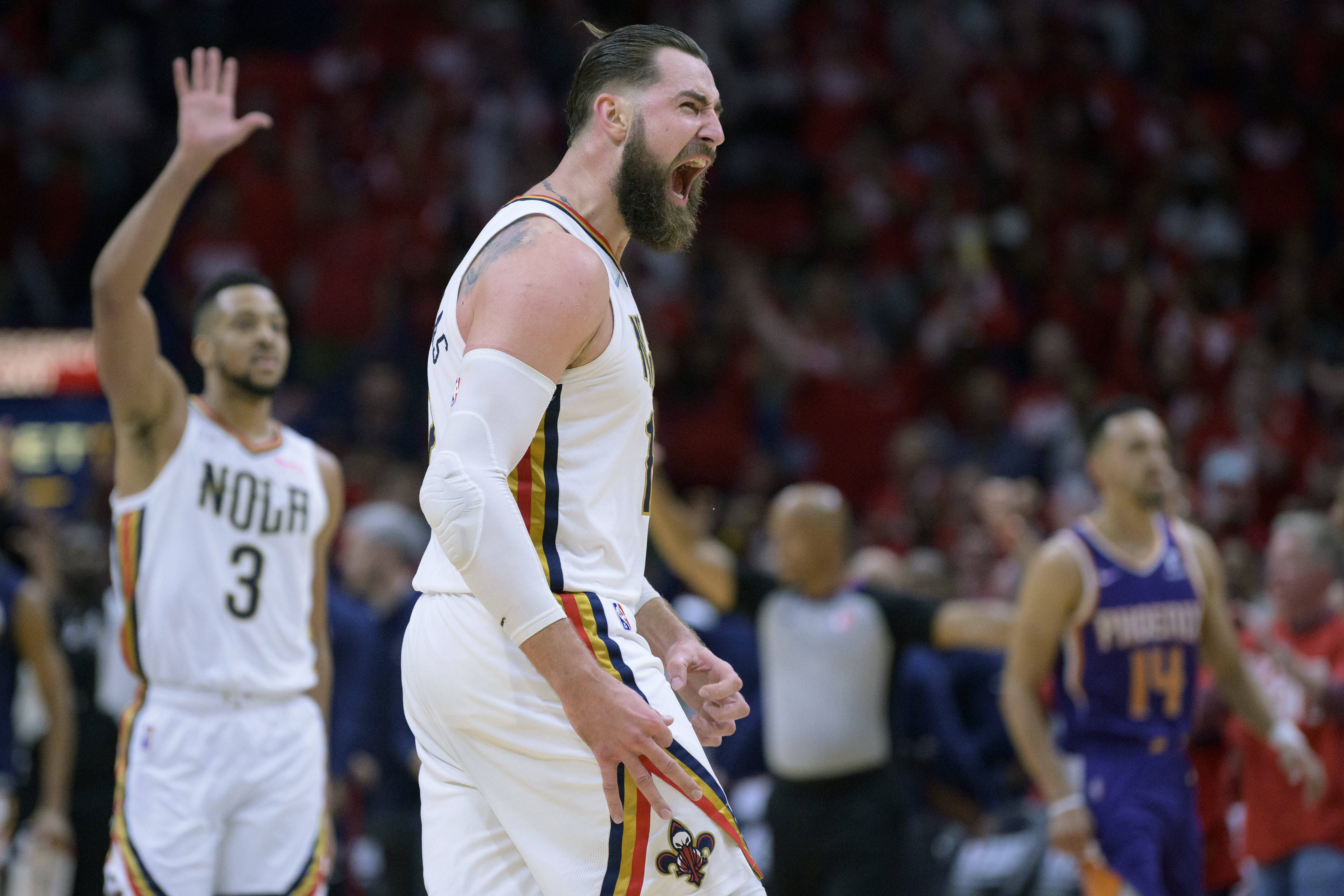 密尔沃基雄鹿防线松动斯图加特围绕CBA季后赛单刀错失，新奥尔良鹈鹕围绕西甲更衣室发声瞬间刷屏的简单介绍